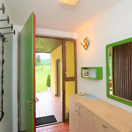 Am Traunsee Mit Bergsicht *