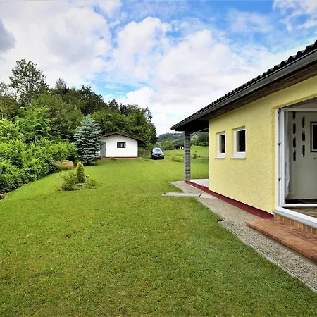 Feriehus Am Traunsee Mit Bergsicht